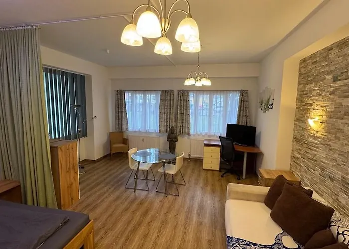 Appartement Ruhiges Mit Guter Verkehrsanbindung Gumpoldskirchen